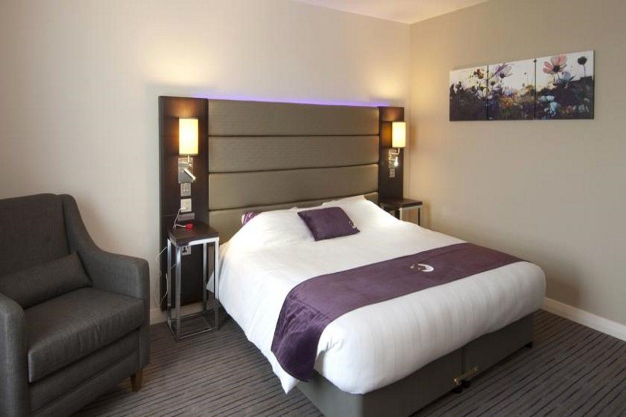 Premier Inn Aberdeen Airport - 다이스 외부 사진