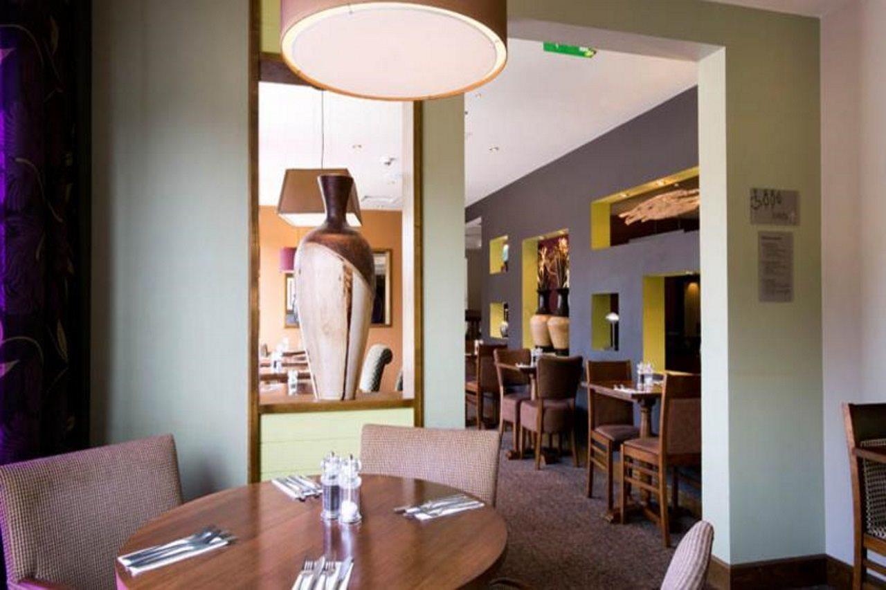 Premier Inn Aberdeen Airport - 다이스 외부 사진