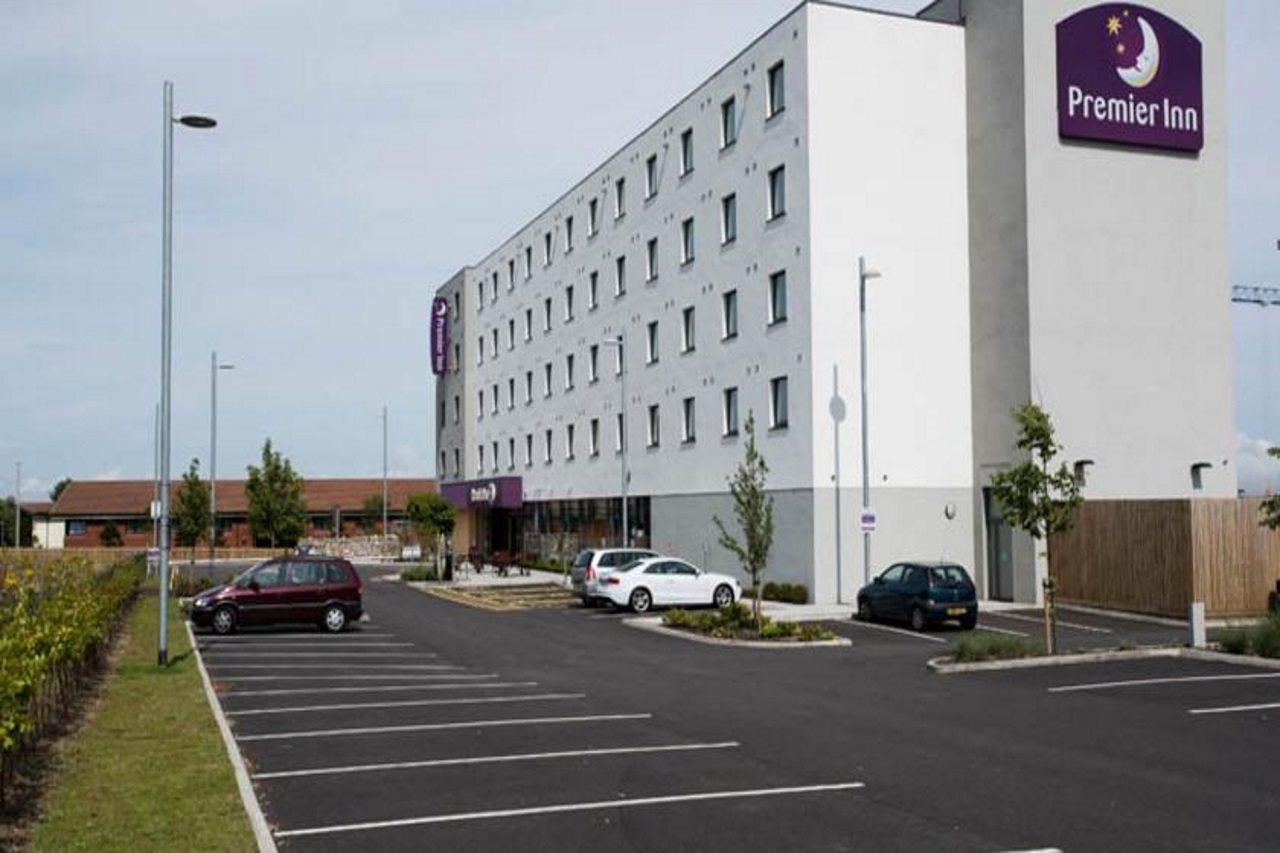 Premier Inn Aberdeen Airport - 다이스 외부 사진